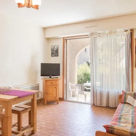 Cosy Avec Terrasse, 4 Couchages, Animaux Admis, Proche Pistes - Fr-1-330f-245
